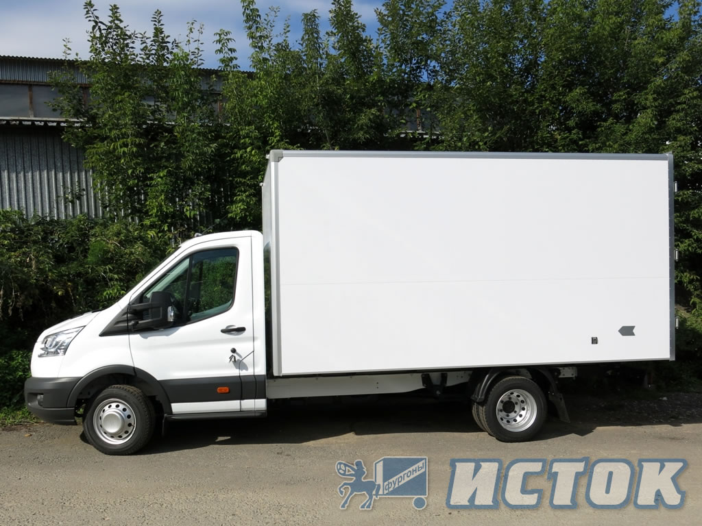 Фургон изотермический по технологии легкий «сэндвич»  с толщиной термоизоляции толщиной 30 мм на шасси «Ford» Transit