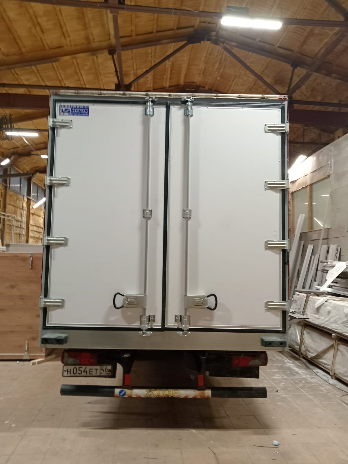 Ремонт дверей фургона, выполнение работ