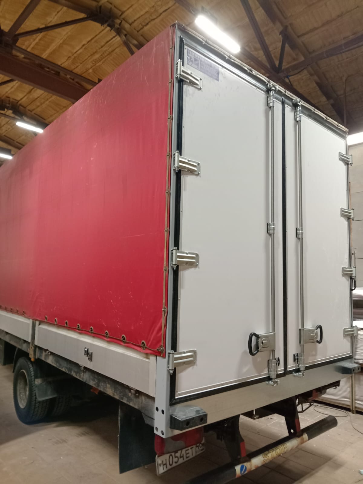 Ремонт дверей фургона, выполнение работ